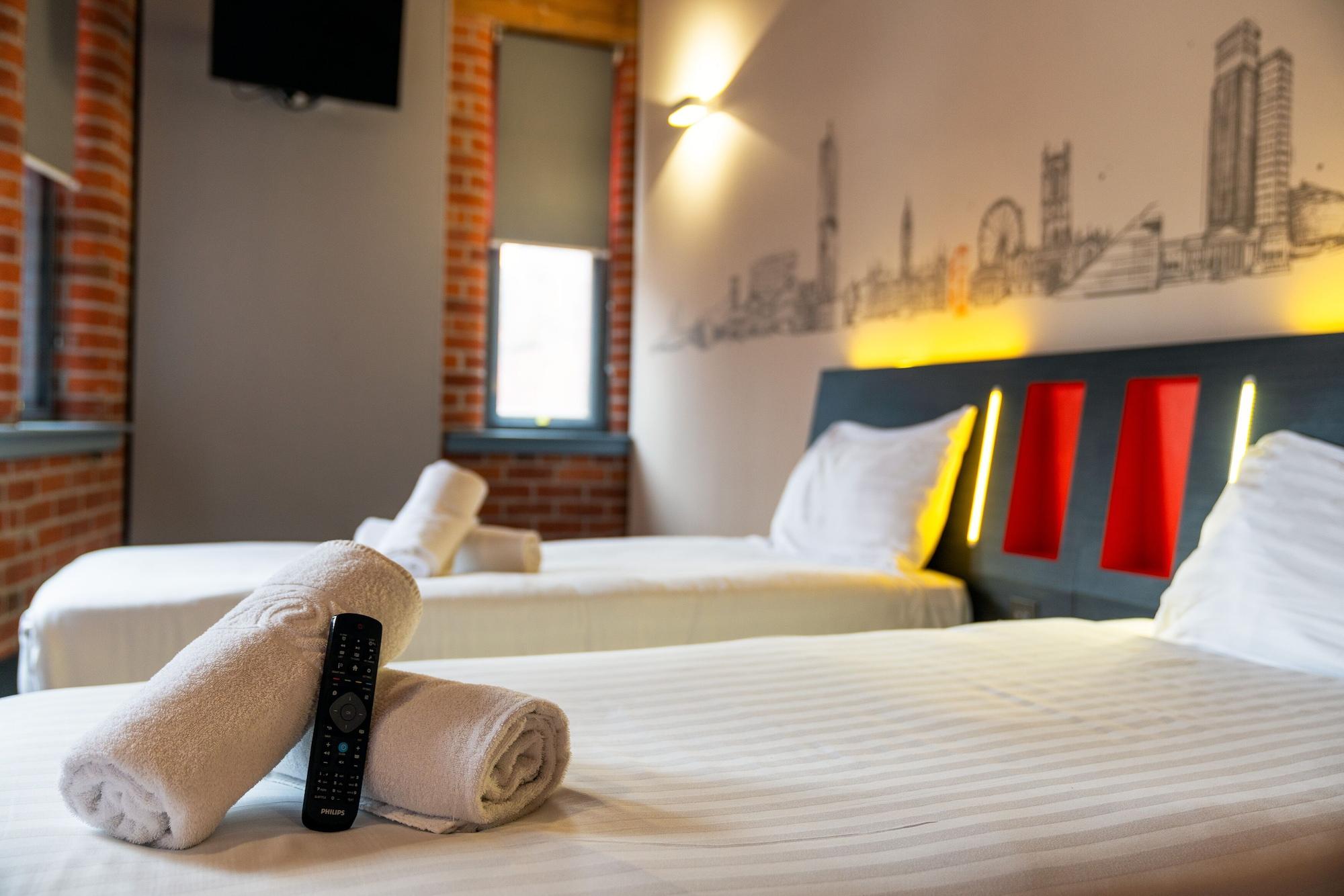Easyhotel Манчестър Екстериор снимка