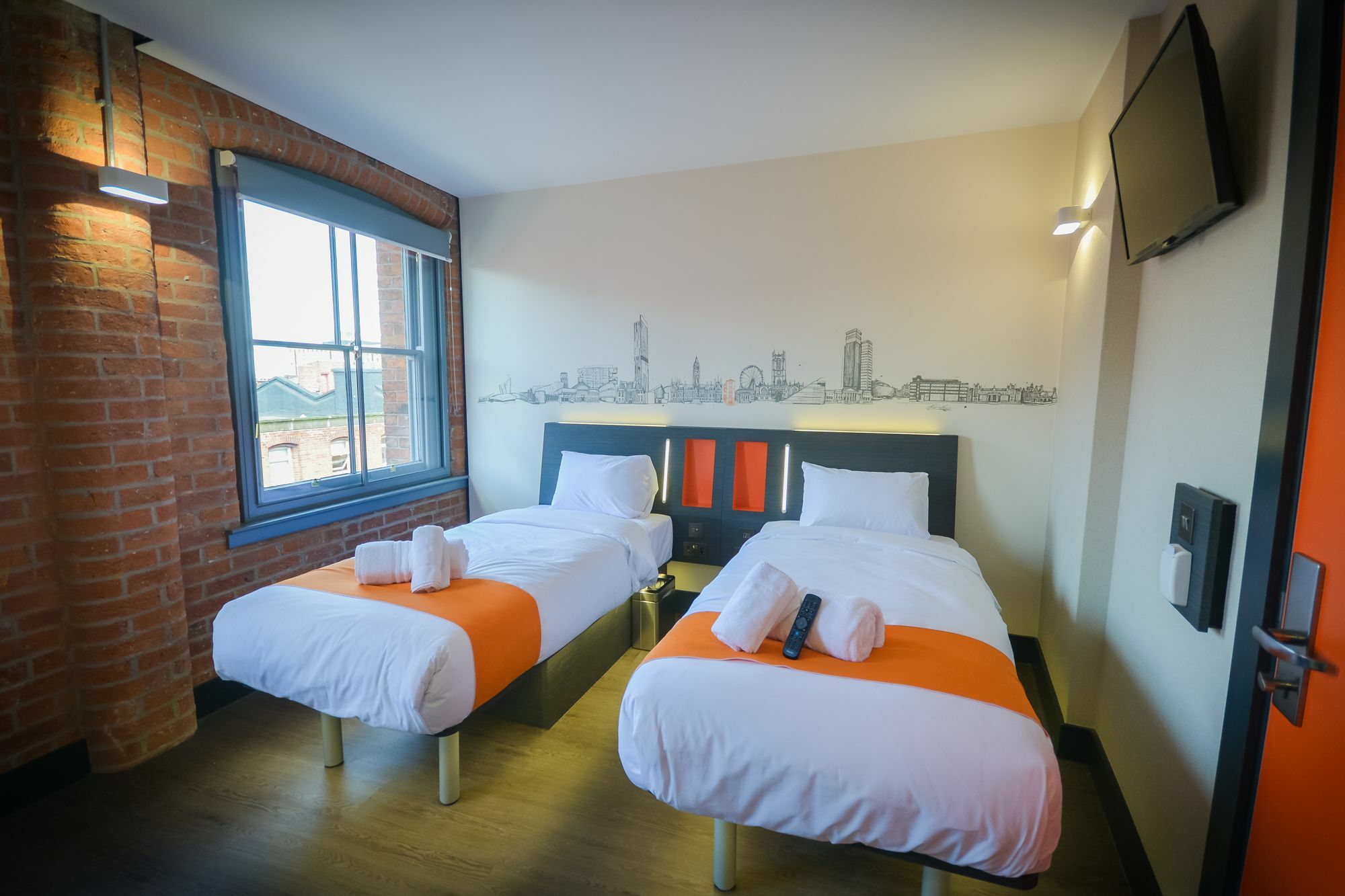 Easyhotel Манчестър Екстериор снимка
