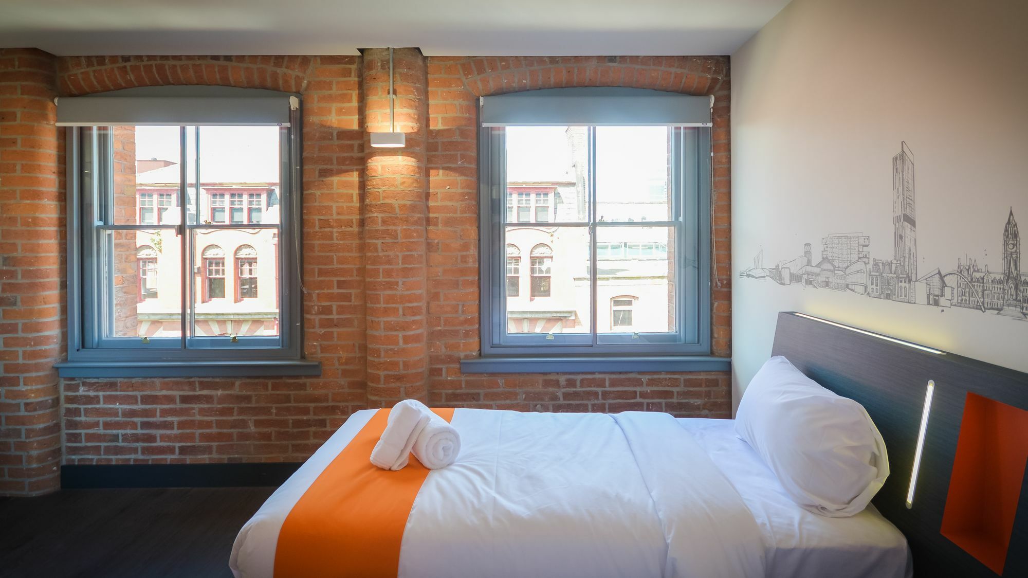 Easyhotel Манчестър Екстериор снимка